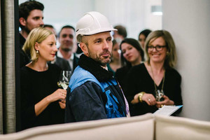 Schauspieler und Kabarettist Tobias H. Ostermeier in der Rolle des Bauunternehmers Huber, Xare.