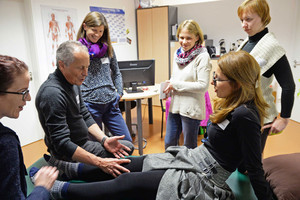 Dr. Gerhard Ascher (2. von links)